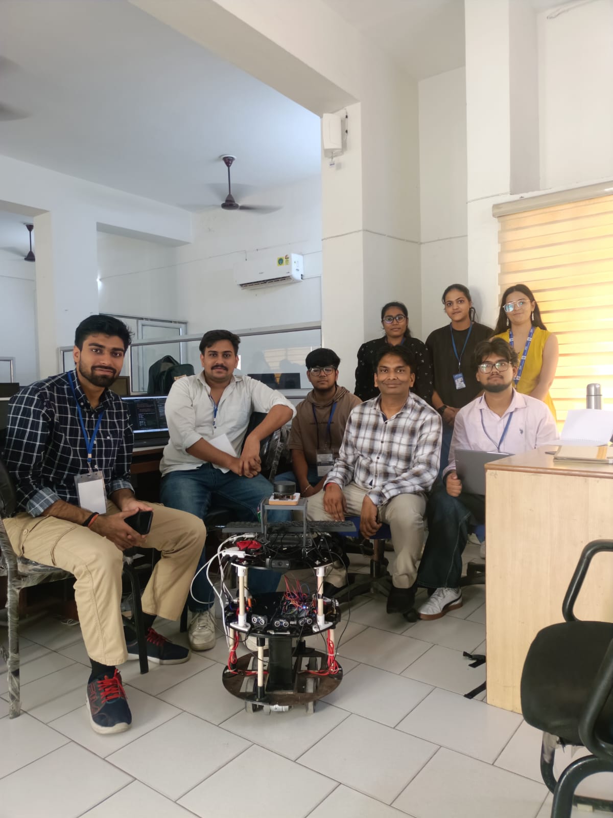 Students presenting innovative projects